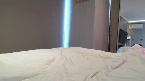 Ava Brooks online show from April 7, 1:28 am