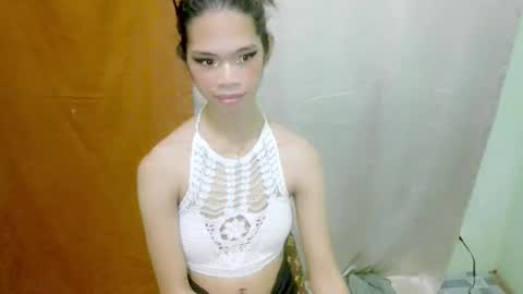 avacadaxcx online show from October 15, 1:39 am