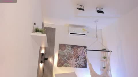 Avalon online show from April 10, 7:40 pm