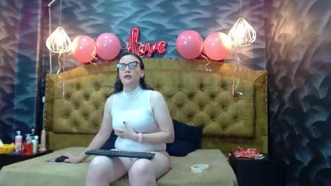 avanahomi online show from September 10, 10:59 am