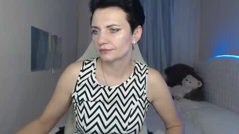 Snapshot of avasaturnian chatting on November 22, 2:16 pm avasaturnian online show from November 22, 2:16 pm