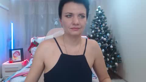 Snapshot of avasaturnian chatting on November 27, 1:46 pm avasaturnian online show from November 27, 1:46 pm