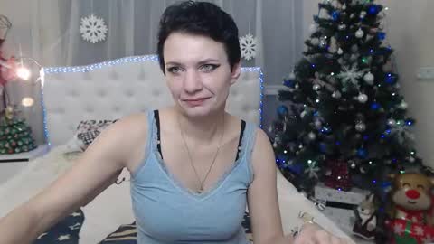 Snapshot of avasaturnian chatting on November 30, 8:29 am avasaturnian online show from November 30, 8:29 am