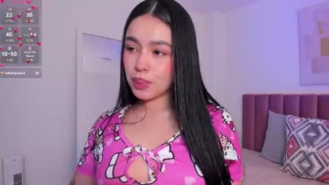 Snapshot of avascott_ chatting on October 7, 5:32 pm Ava online show from October 7, 5:32 pm