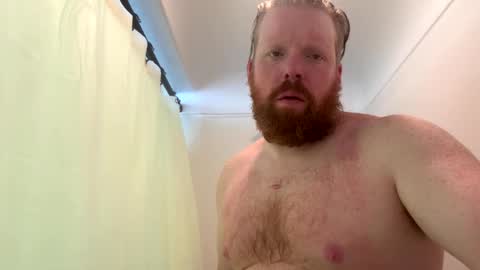 Snapshot of averagedan90 chatting on December 5, 3:20 pm Dan online show from December 5, 3:20 pm