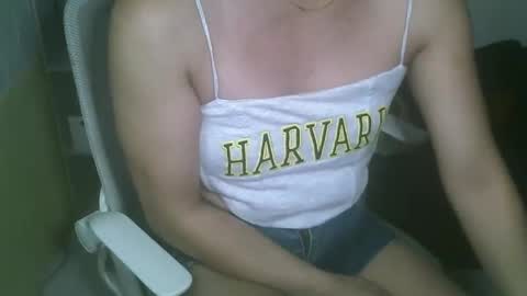 Rhian online show from February 20, 6:39 am