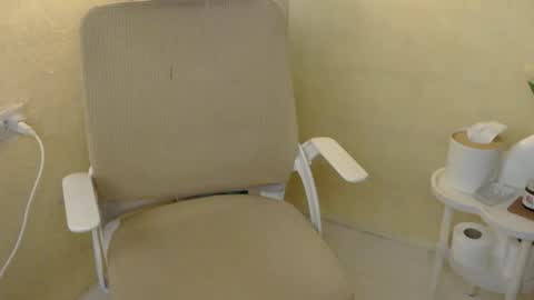 Rhian online show from November 10, 5:45 pm