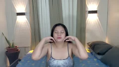 avery_7 online show from October 23, 2:55 am