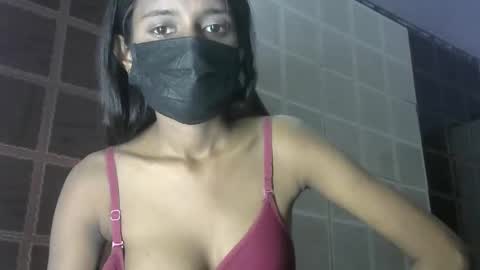 avery_lust01 online show from March 31, 5:19 am