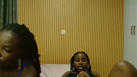 Snapshot of avian_talya chatting on November 27, 5:48 pm Avian online show from November 27, 5:48 pm