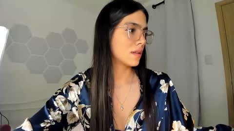   Follow me  Pvt and c2c is on  online show from February 1, 3:05 am