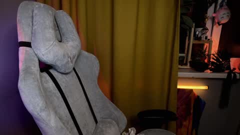 Snapshot of aviva_faith chatting on January 18, 1:08 am Aviva online show from January 18, 1:08 am