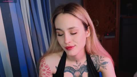 Snapshot of aviva_faith chatting on November 21, 5:22 pm Aviva online show from November 21, 5:22 pm