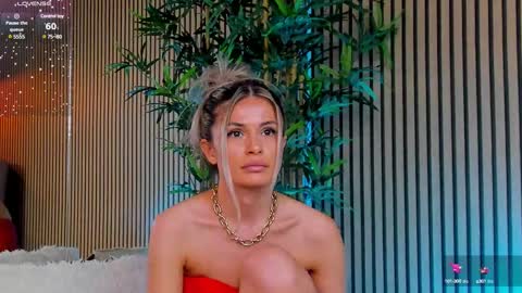 Snapshot of avrillcyrux chatting on February 13, 10:02 am AVRILL CYRUX online show from February 13, 10:02 am