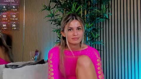 Snapshot of avrillcyrux chatting on March 6, 7:57 am AVRILL CYRUX online show from March 6, 7:57 am