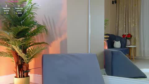 Snapshot of avrillcyrux chatting on September 9, 6:24 am AVRILL CYRUX online show from September 9, 6:24 am