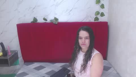 avrilruizcm online show from November 17, 12:00 pm