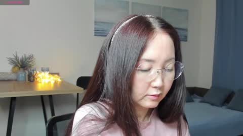 Avrora online show from February 7, 6:45 pm