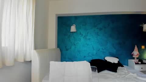 Snapshot of awesome_jolie chatting on March 12, 9:44 am Jolie online show from March 12, 9:44 am