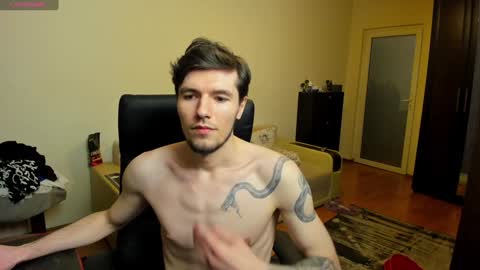 Snapshot of awesome_justin chatting on December 10, 9:22 pm Justin online show from December 10, 9:22 pm