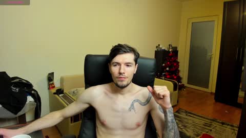 Snapshot of awesome_justin chatting on December 19, 2:34 am Justin online show from December 19, 2:34 am