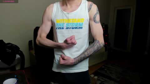 Snapshot of awesome_justin chatting on December 20, 5:25 am Justin online show from December 20, 5:25 am