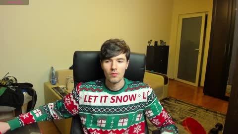 Snapshot of awesome_justin chatting on February 1, 6:29 pm Justin online show from February 1, 6:29 pm