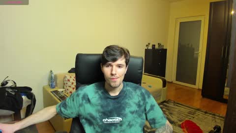 Snapshot of awesome_justin chatting on February 3, 6:17 pm Justin online show from February 3, 6:17 pm