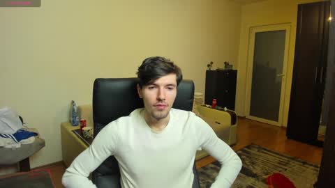 Snapshot of awesome_justin chatting on February 5, 12:49 pm Justin online show from February 5, 12:49 pm