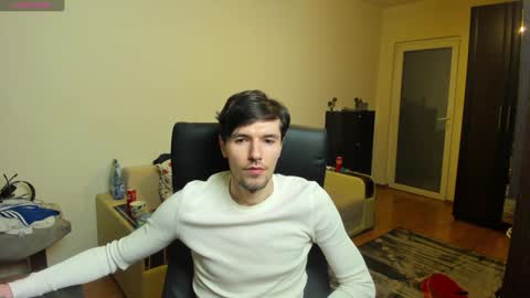 Snapshot of awesome_justin chatting on February 5, 8:35 pm Justin online show from February 5, 8:35 pm