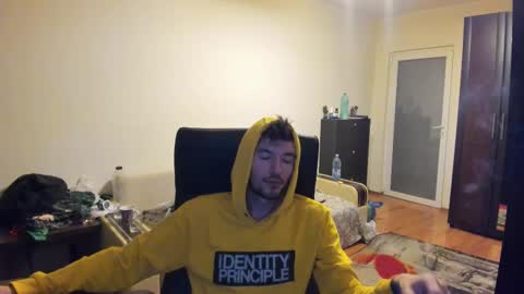 Snapshot of awesome_justin chatting on September 27, 6:35 pm Justin online show from September 27, 6:35 pm