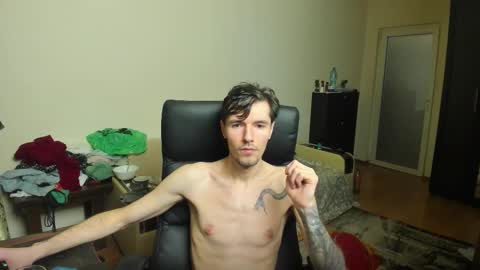 Snapshot of awesome_justin chatting on November 5, 7:03 pm Justin online show from November 5, 7:03 pm