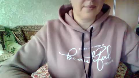 Snapshot of awesomeladyy chatting on October 3, 11:51 am awesomeladyy online show from October 3, 11:51 am