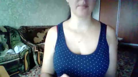 Snapshot of awesomeladyy chatting on November 8, 9:20 am awesomeladyy online show from November 8, 9:20 am