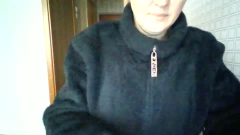 awesomeladyy online show from January 17, 9:47 am