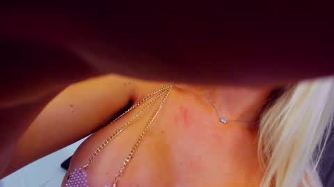 Ella online show from February 7, 8:55 am