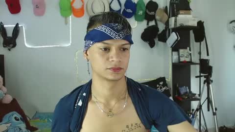 Snapshot of axcel_boy chatting on September 11, 6:41 pm axcel online show from September 11, 6:41 pm