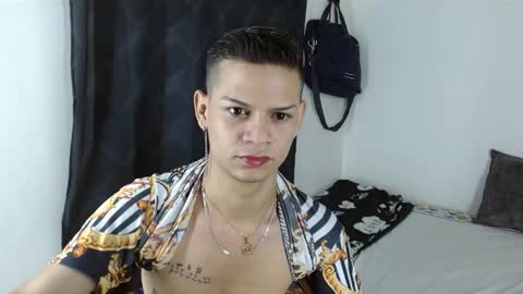 Snapshot of axcel_boy chatting on October 8, 12:03 pm axcel online show from October 8, 12:03 pm