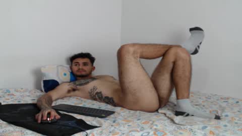 Axel online show from February 20, 7:08 pm