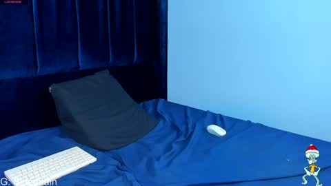 Axel cifer online show from December 12, 11:14 pm