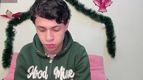 Snapshot of axel_evanss chatting on December 11, 12:34 pm Axel Evanss online show from December 11, 12:34 pm