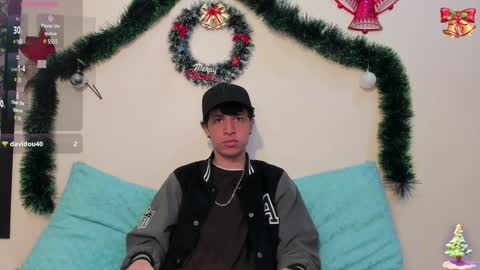 Snapshot of axel_evanss chatting on December 22, 1:22 pm Axel Evanss online show from December 22, 1:22 pm