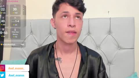 Snapshot of axel_evanss chatting on February 1, 4:11 pm Axel Evanss online show from February 1, 4:11 pm