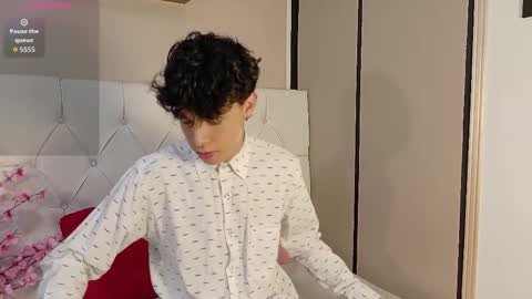 Axel Evanss online show from October 24, 11:17 am