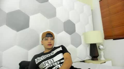 Axel Forte online show from February 9, 1:04 pm