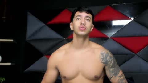 axel_hendrick online show from February 19, 12:12 pm