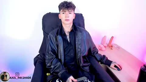 Axel online show from February 28, 1:28 am