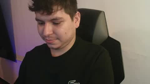 Axel online show from April 17, 9:18 pm