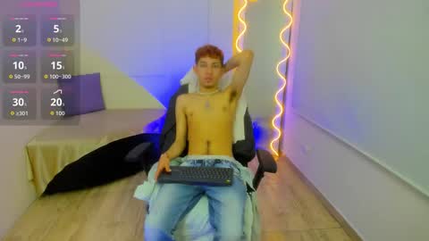 AXEL  online show from October 17, 3:31 am