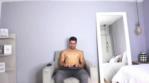 Axel online show from January 16, 12:53 pm